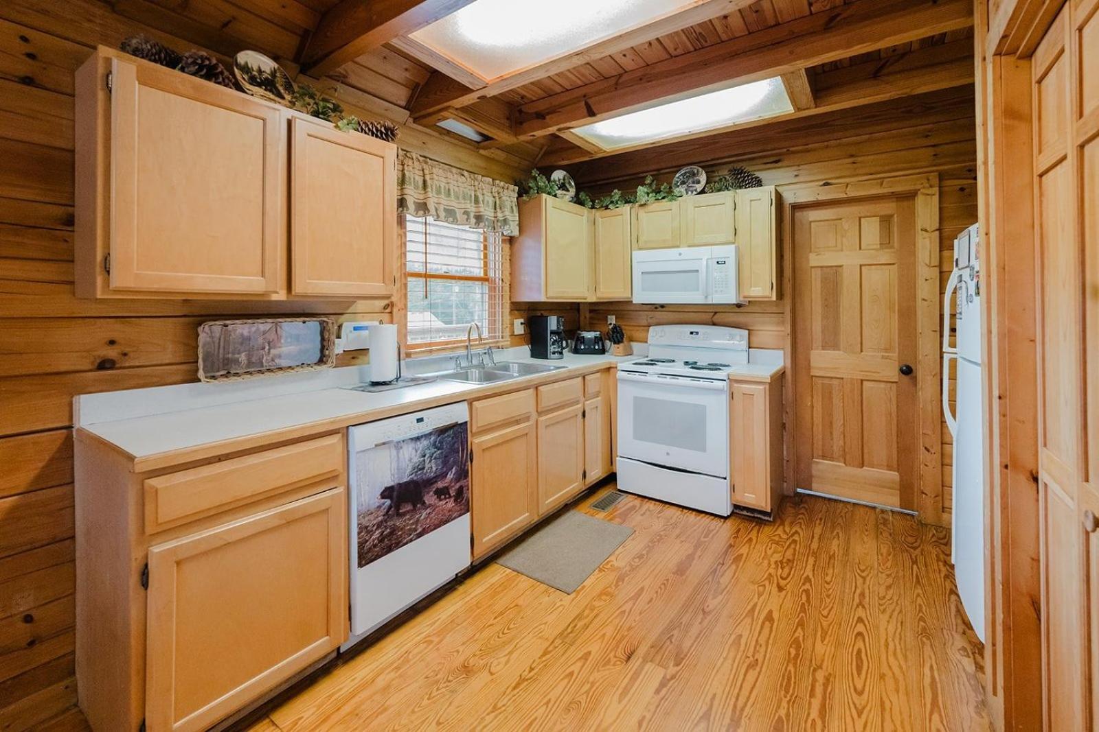 A Dream Come True Cabin Севьервилл Экстерьер фото