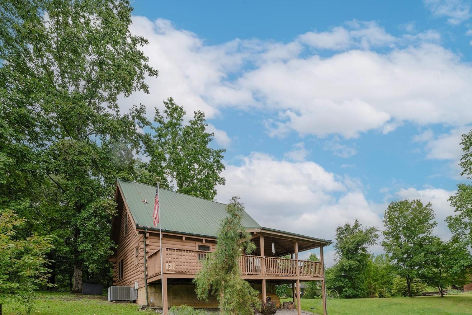 A Dream Come True Cabin Севьервилл Экстерьер фото
